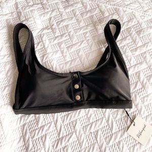 NWT bikini top